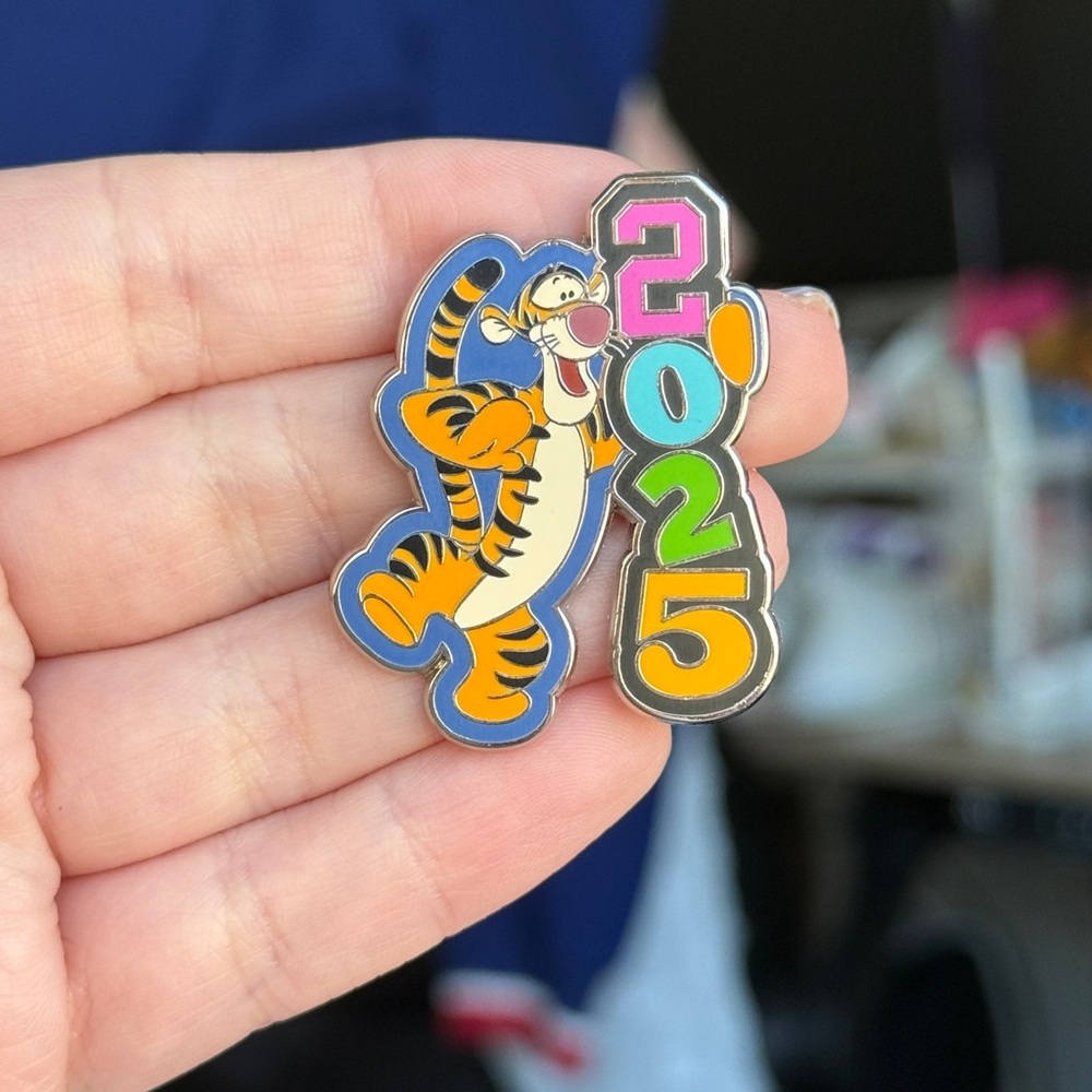 Disney Parks 2025 Tigger Winnie The Pooh Dated Mystery Box Pin